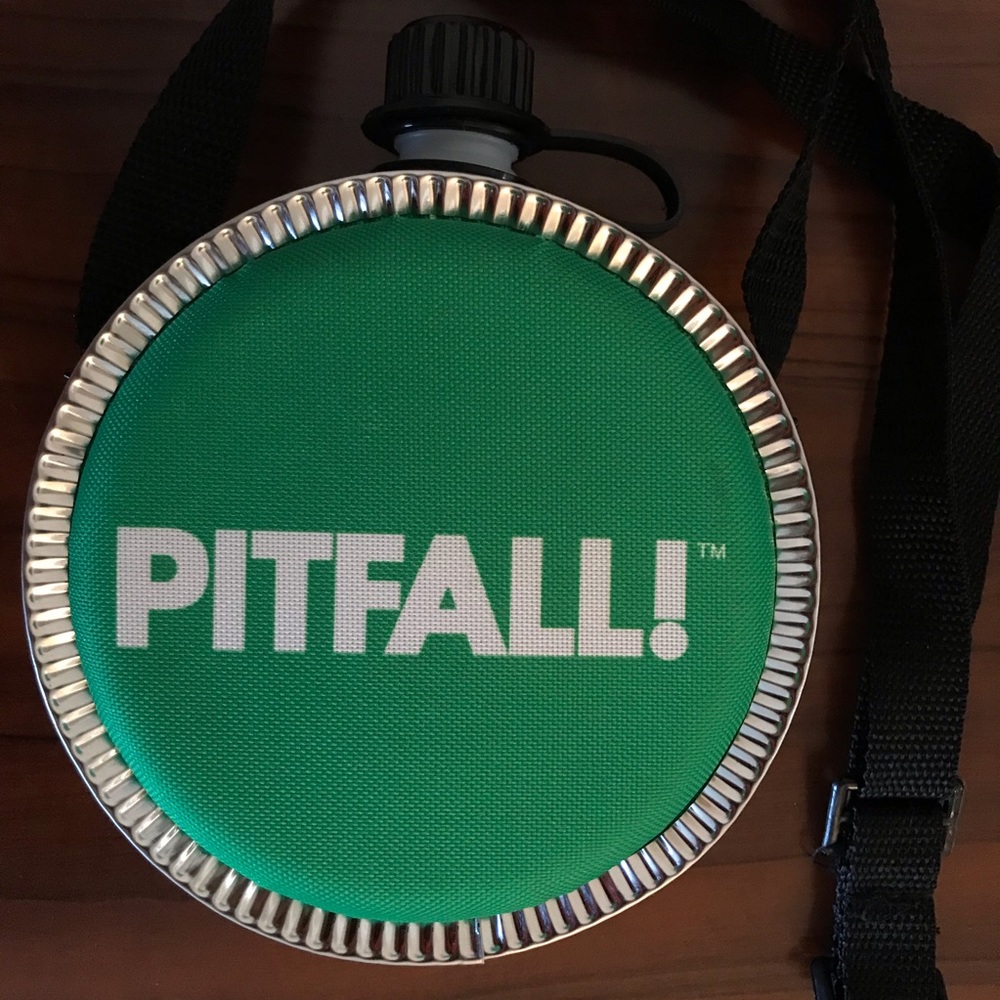 Pitfall camping canteen - Picture 4 of 6